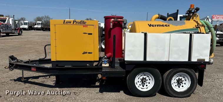 image for item EG2641 2010 Vermeer LP555DT vacuum excavator