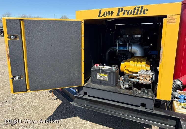 image for item EG2641 2010 Vermeer LP555DT vacuum excavator