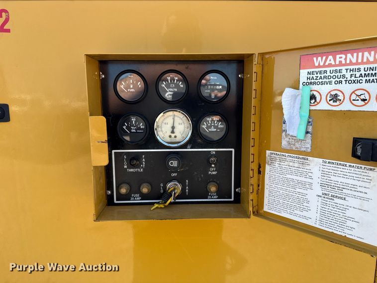 image for item EG2641 2010 Vermeer LP555DT vacuum excavator