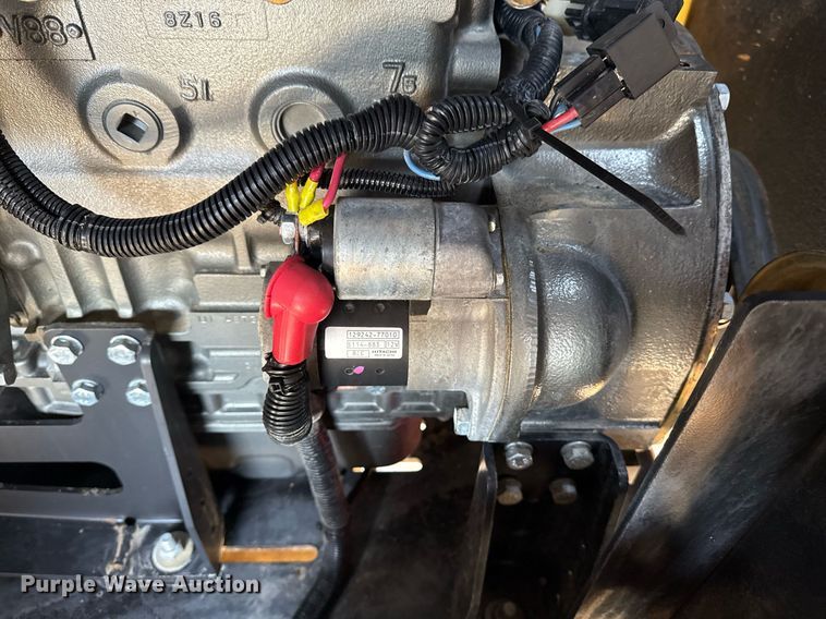 image for item EG2641 2010 Vermeer LP555DT vacuum excavator