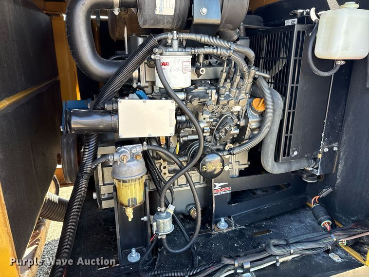 image for item EG2641 2010 Vermeer LP555DT vacuum excavator