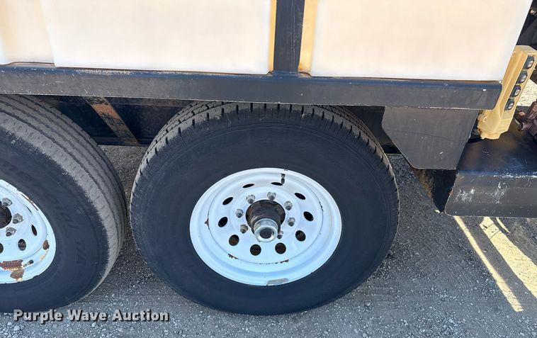 image for item EG2641 2010 Vermeer LP555DT vacuum excavator