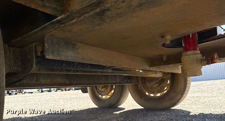 image for item EG2641 2010 Vermeer LP555DT vacuum excavator