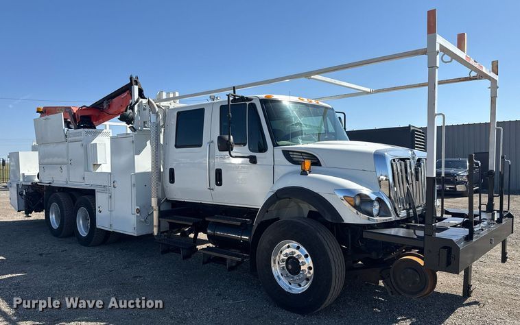 image for item EG2644 2009 International 7500 Crew Cab crane truck