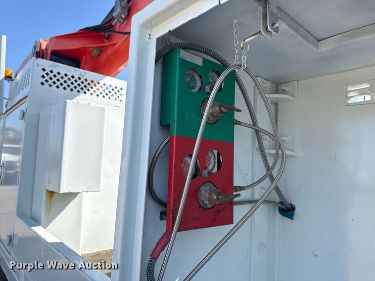 image for item EG2644 2009 International 7500 Crew Cab crane truck