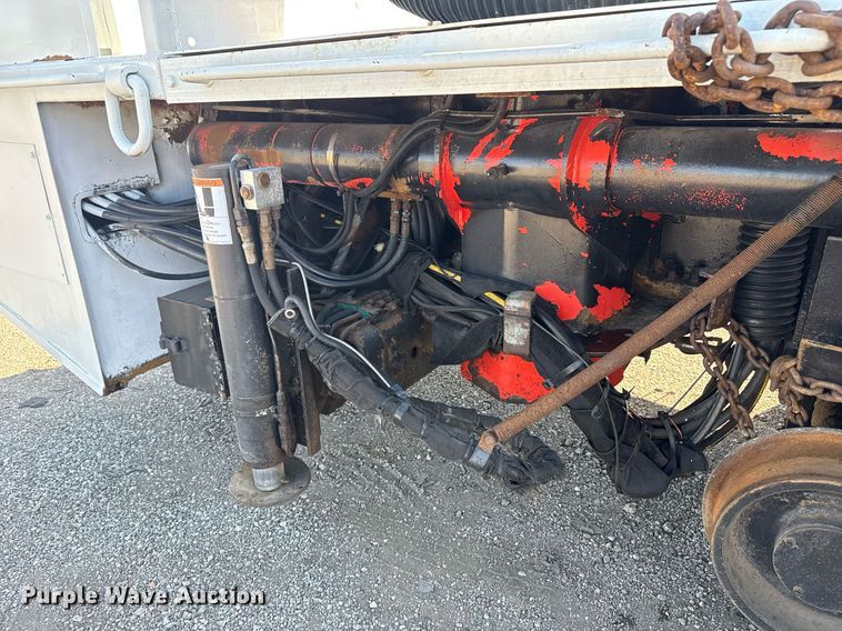 image for item EG2644 2009 International 7500 Crew Cab crane truck