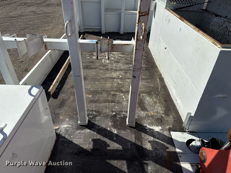 image for item EG2644 2009 International 7500 Crew Cab crane truck