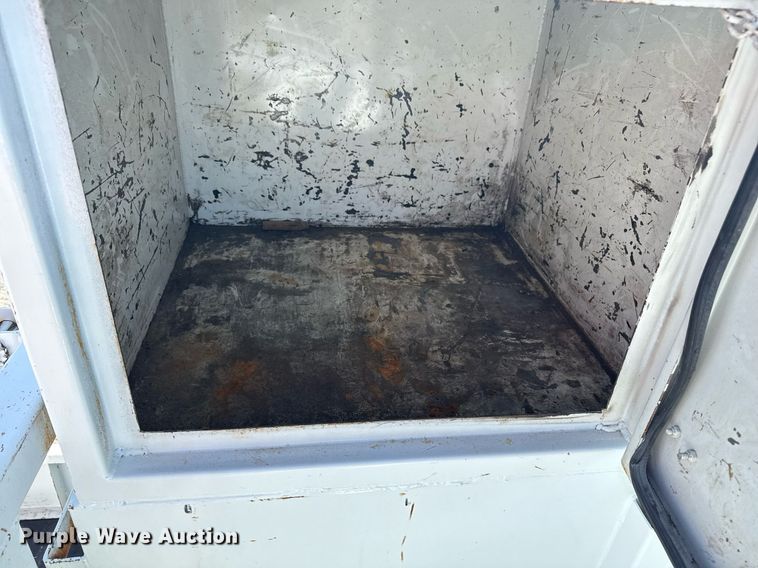 image for item EG2644 2009 International 7500 Crew Cab crane truck