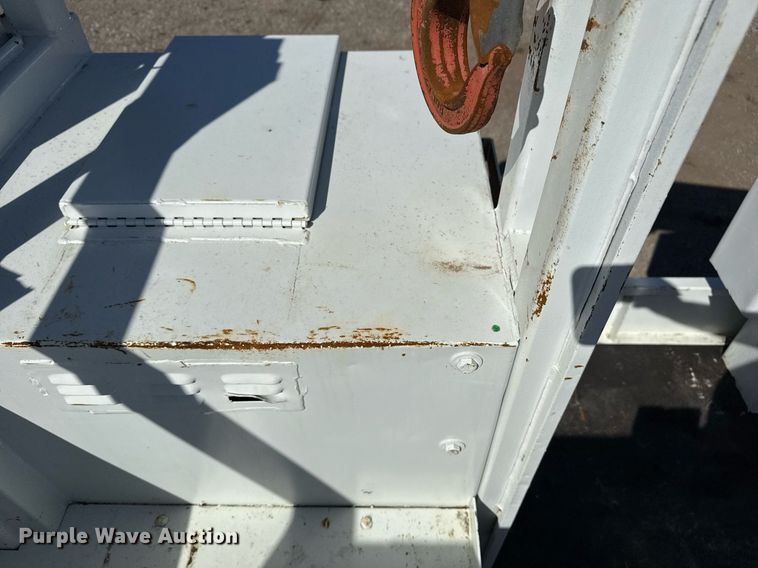 image for item EG2644 2009 International 7500 Crew Cab crane truck