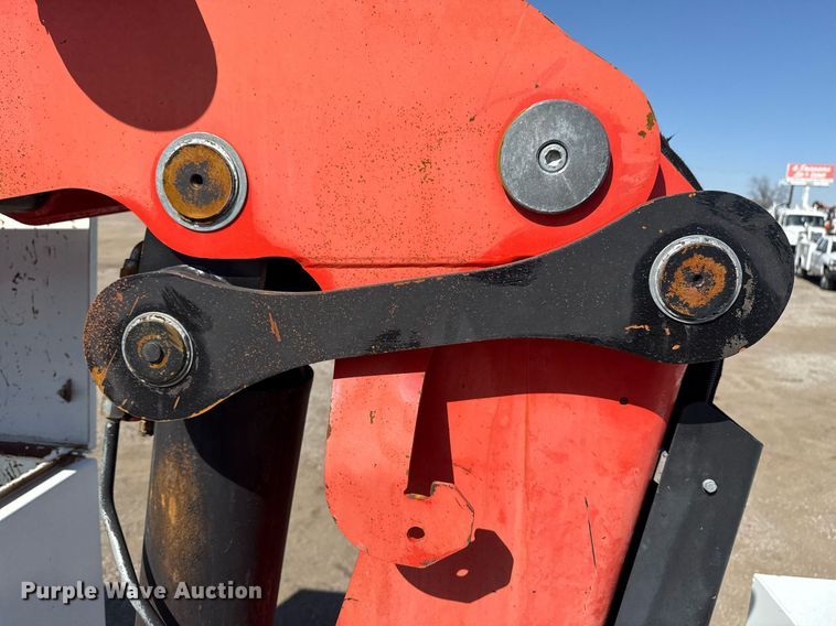 image for item EG2644 2009 International 7500 Crew Cab crane truck