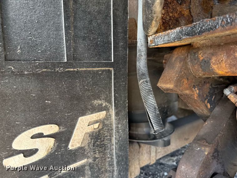 image for item EG2644 2009 International 7500 Crew Cab crane truck