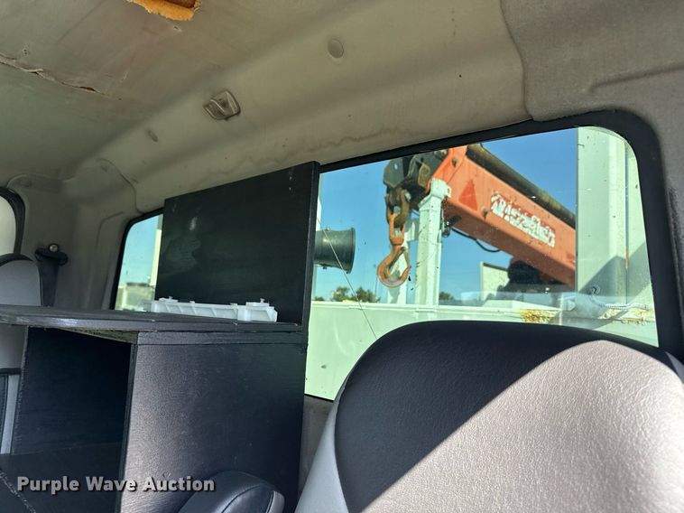 image for item EG2644 2009 International 7500 Crew Cab crane truck