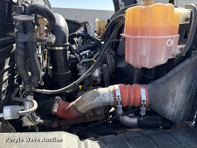 image for item EG2644 2009 International 7500 Crew Cab crane truck