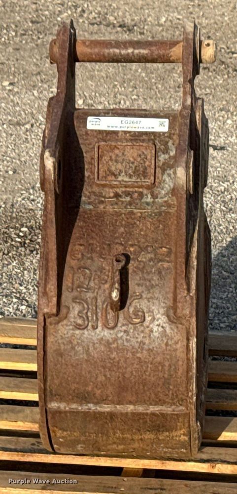 image for item EG2647 Gelth excavator bucket