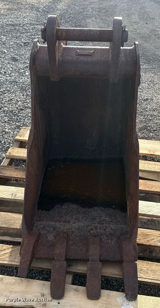 image for item EG2648 Gelth excavator bucket