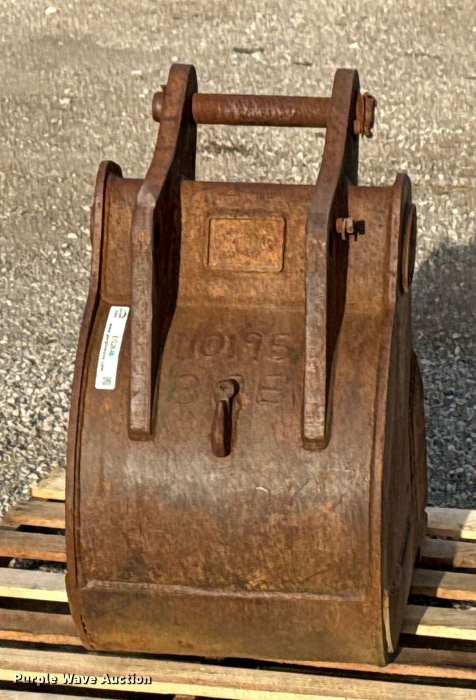 image for item EG2648 Gelth excavator bucket