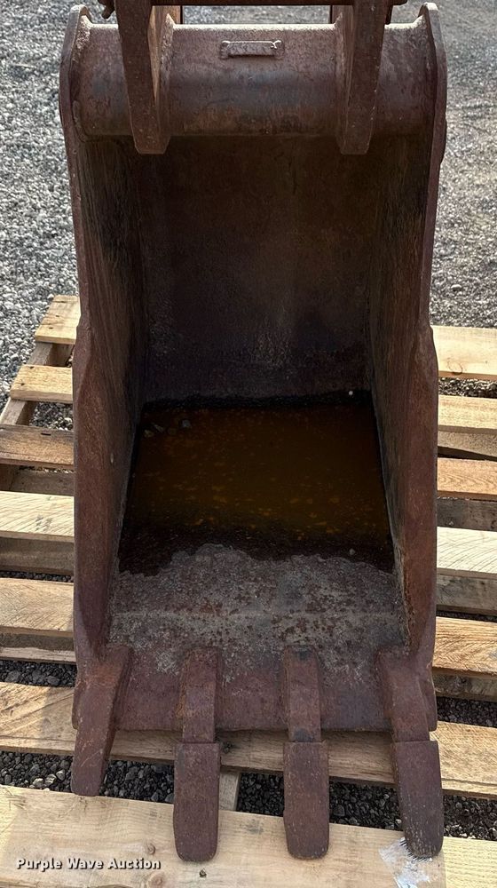 image for item EG2648 Gelth excavator bucket