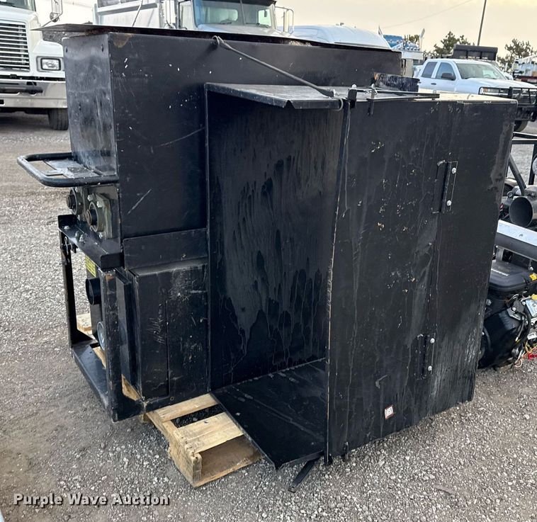 image for item EG2649 Spray foam insulation equipment