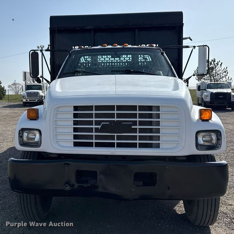 image for item EG2653 2000 Chevrolet C6500 dump truck