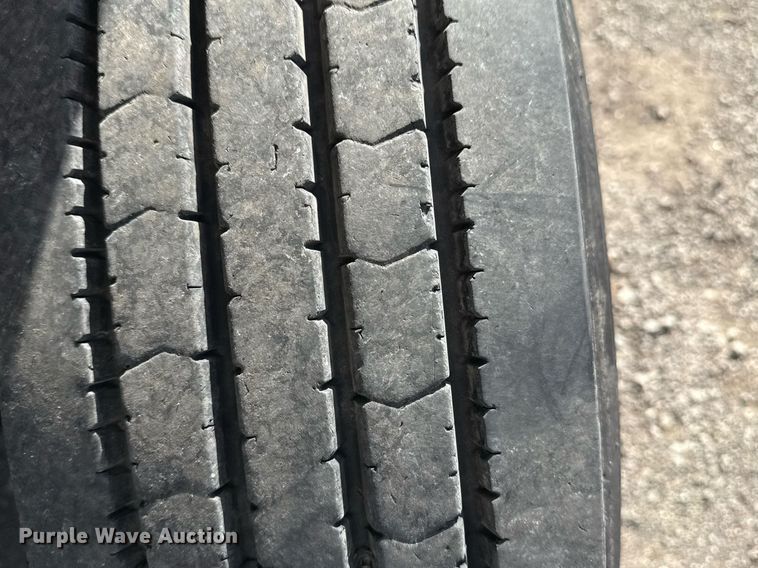 image for item EG2653 2000 Chevrolet C6500 dump truck