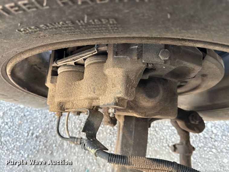 image for item EG2653 2000 Chevrolet C6500 dump truck