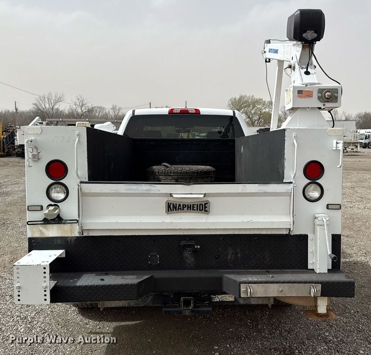 image for item EG2657 2016 Chevrolet Silverado 2500HD Double Cab utility bed pickup truck