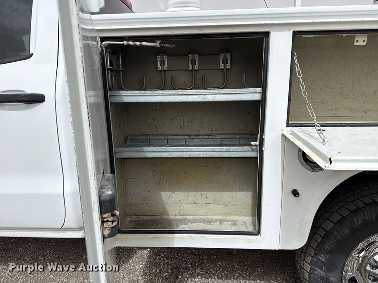 image for item EG2657 2016 Chevrolet Silverado 2500HD Double Cab utility bed pickup truck