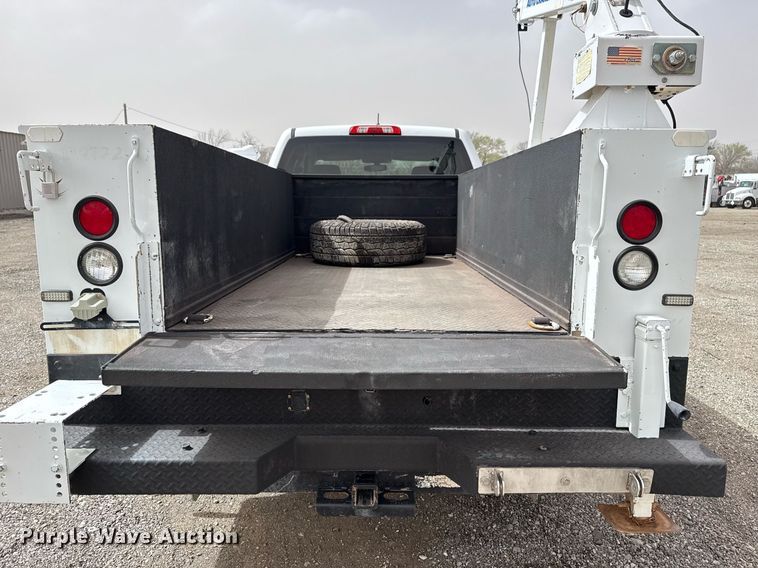 image for item EG2657 2016 Chevrolet Silverado 2500HD Double Cab utility bed pickup truck