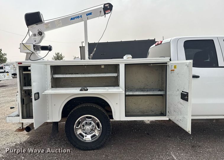 image for item EG2657 2016 Chevrolet Silverado 2500HD Double Cab utility bed pickup truck