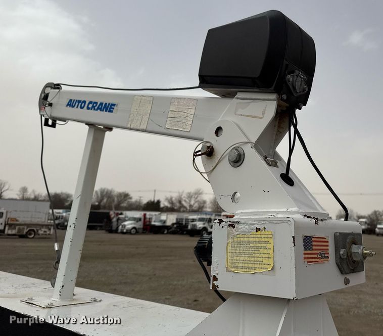 image for item EG2657 2016 Chevrolet Silverado 2500HD Double Cab utility bed pickup truck