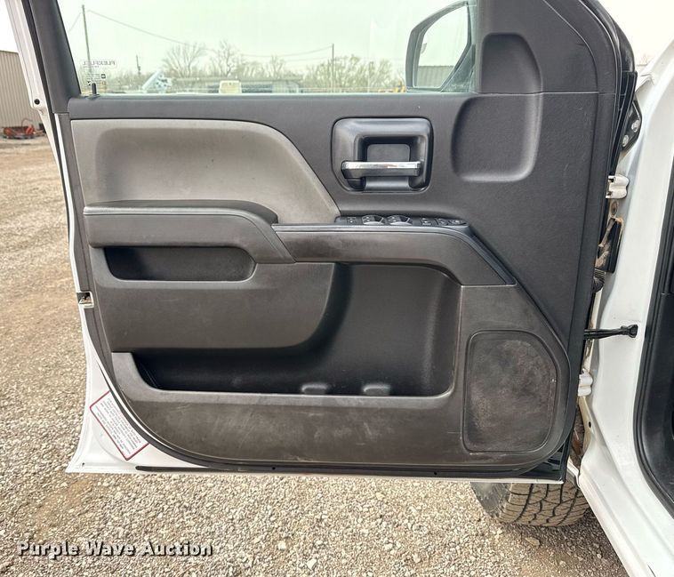 image for item EG2657 2016 Chevrolet Silverado 2500HD Double Cab utility bed pickup truck