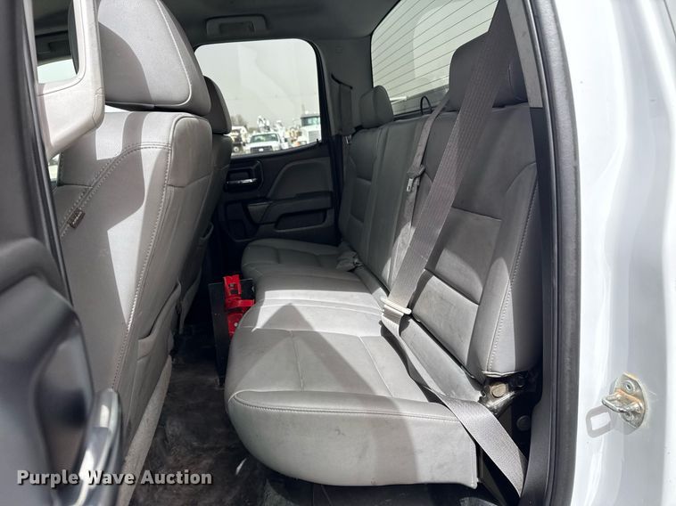 image for item EG2657 2016 Chevrolet Silverado 2500HD Double Cab utility bed pickup truck