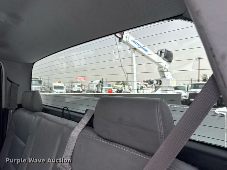 image for item EG2657 2016 Chevrolet Silverado 2500HD Double Cab utility bed pickup truck