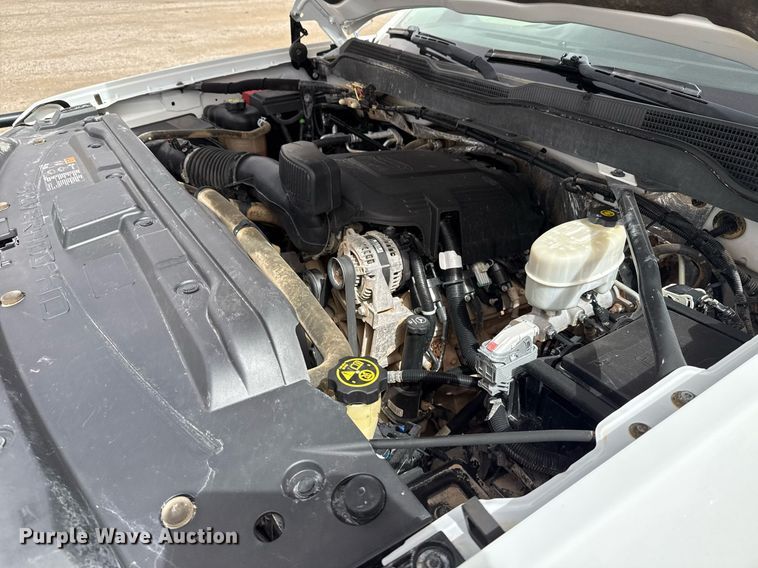 image for item EG2657 2016 Chevrolet Silverado 2500HD Double Cab utility bed pickup truck