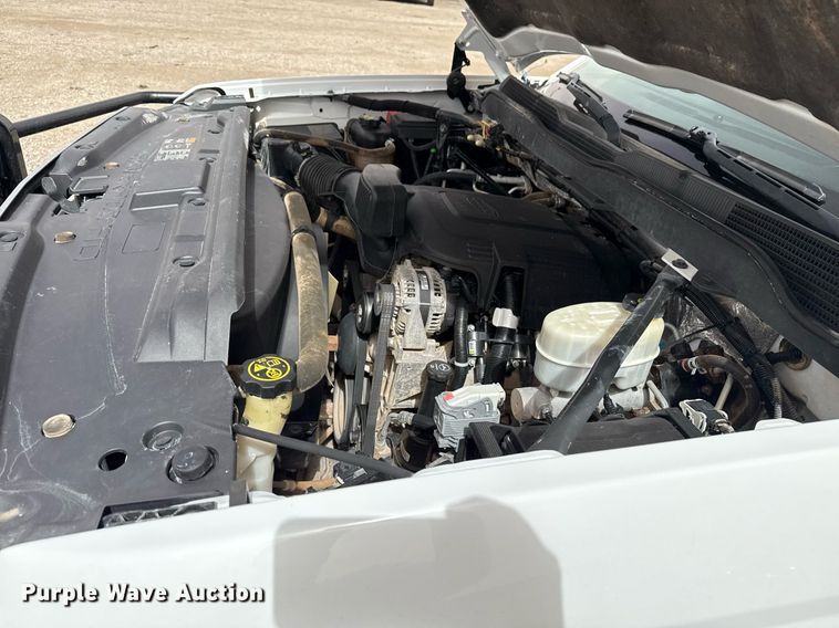 image for item EG2657 2016 Chevrolet Silverado 2500HD Double Cab utility bed pickup truck