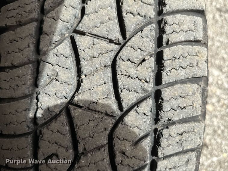 image for item EG2657 2016 Chevrolet Silverado 2500HD Double Cab utility bed pickup truck