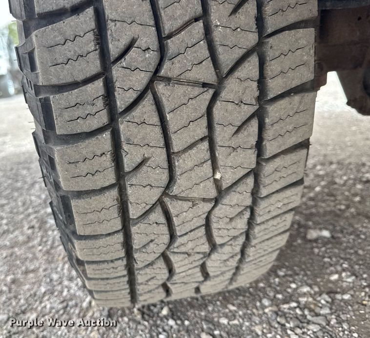 image for item EG2657 2016 Chevrolet Silverado 2500HD Double Cab utility bed pickup truck