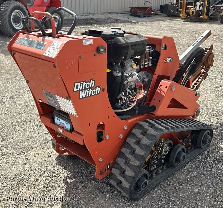 image for item EG2659 2018 Ditch Witch C16X trencher