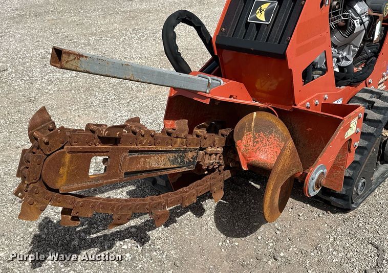 image for item EG2659 2018 Ditch Witch C16X trencher