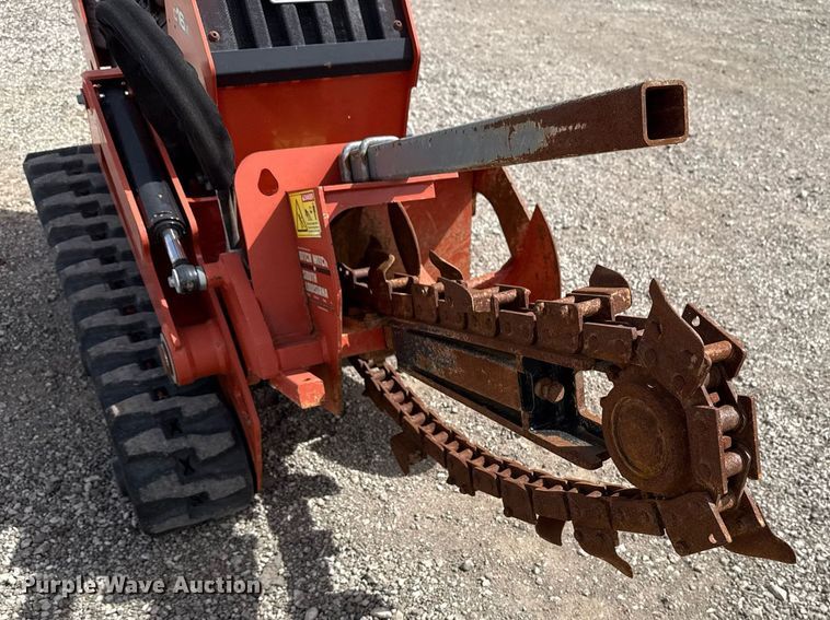 image for item EG2659 2018 Ditch Witch C16X trencher