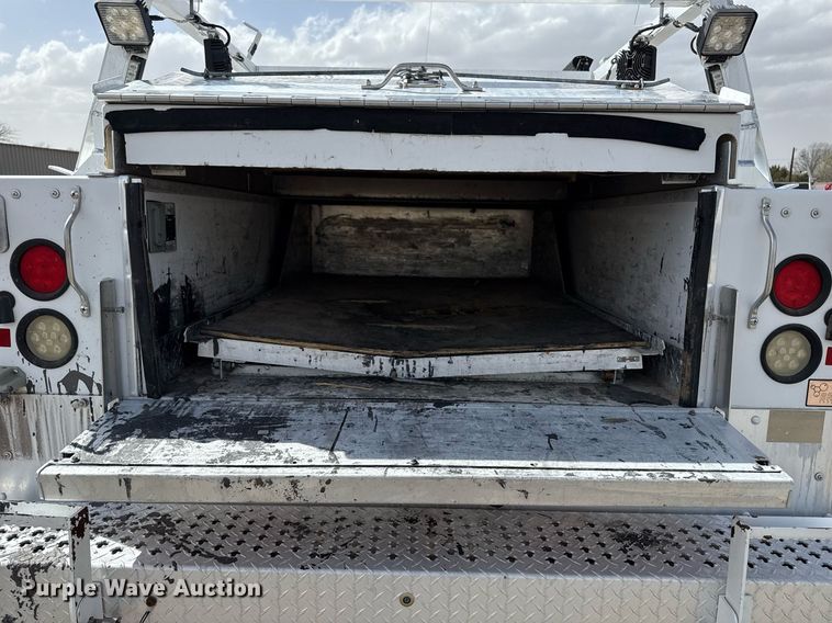 image for item EG2660 2012 Chevrolet Silverado 2500HD Ext. Cab utility bed pickup truck