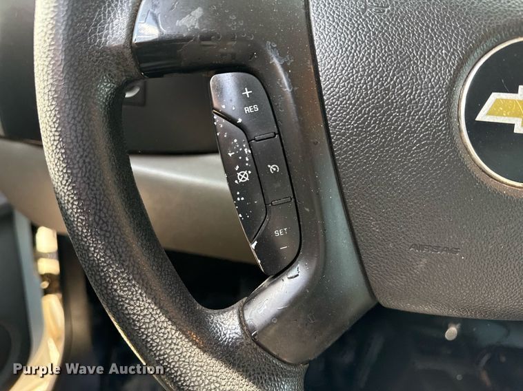 image for item EG2660 2012 Chevrolet Silverado 2500HD Ext. Cab utility bed pickup truck