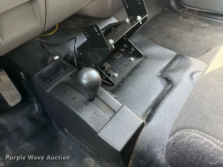 image for item EG2660 2012 Chevrolet Silverado 2500HD Ext. Cab utility bed pickup truck