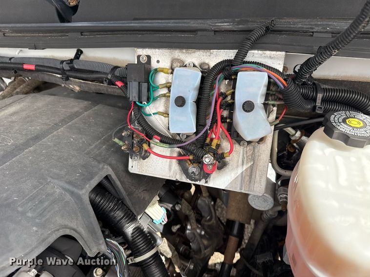 image for item EG2660 2012 Chevrolet Silverado 2500HD Ext. Cab utility bed pickup truck