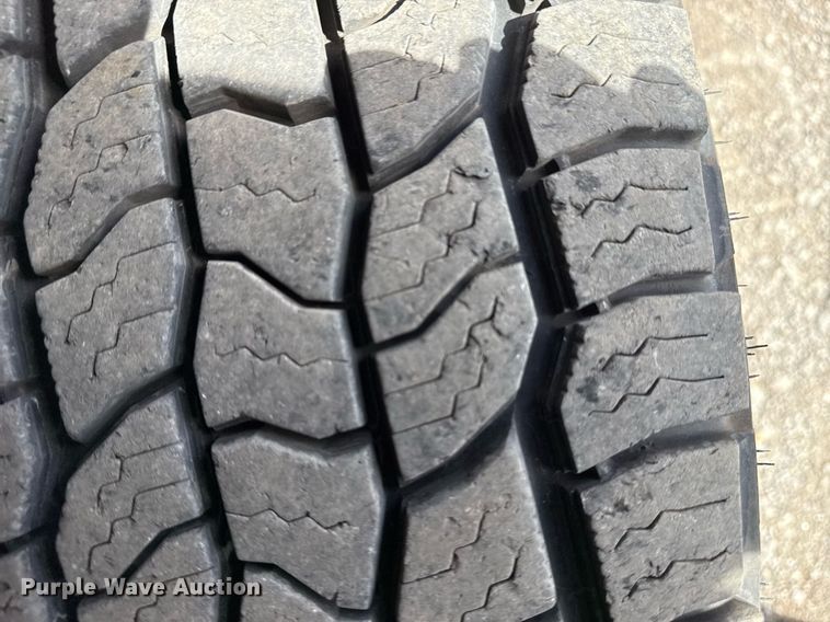 image for item EG2660 2012 Chevrolet Silverado 2500HD Ext. Cab utility bed pickup truck