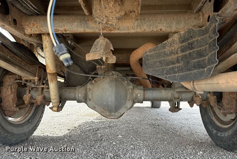 image for item EG2660 2012 Chevrolet Silverado 2500HD Ext. Cab utility bed pickup truck