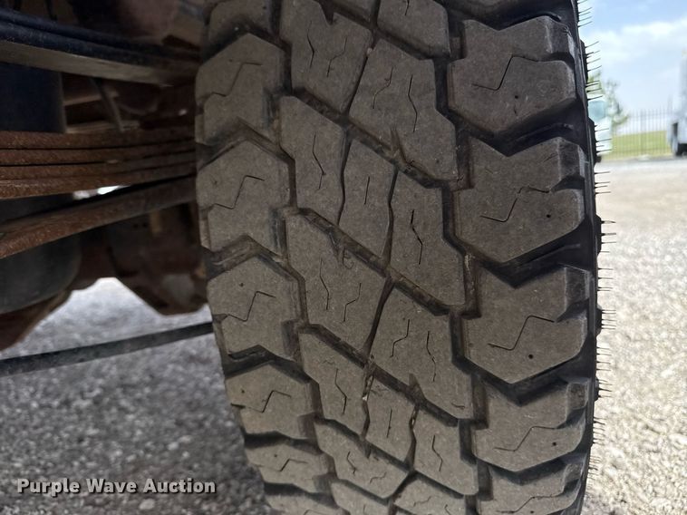 image for item EG2660 2012 Chevrolet Silverado 2500HD Ext. Cab utility bed pickup truck