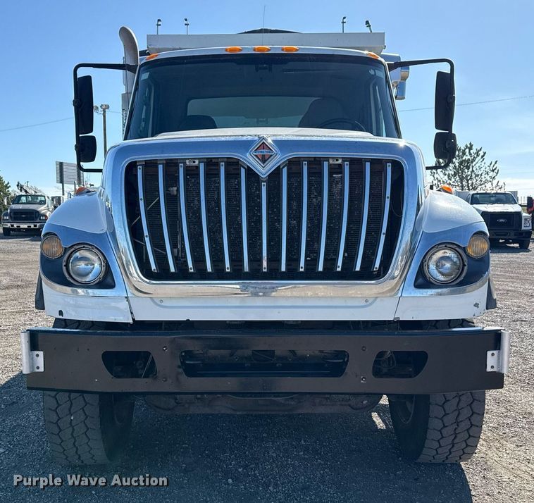 image for item EG2664 2011 International 7600 dump truck