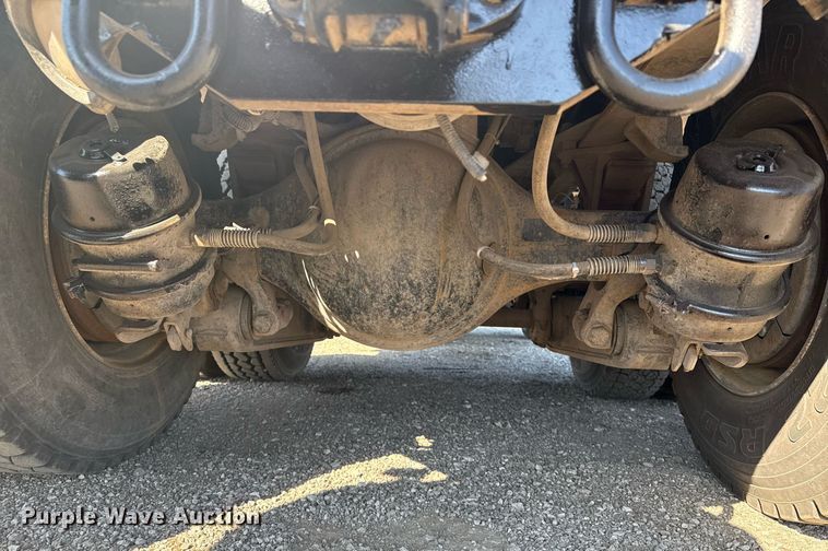 image for item EG2664 2011 International 7600 dump truck