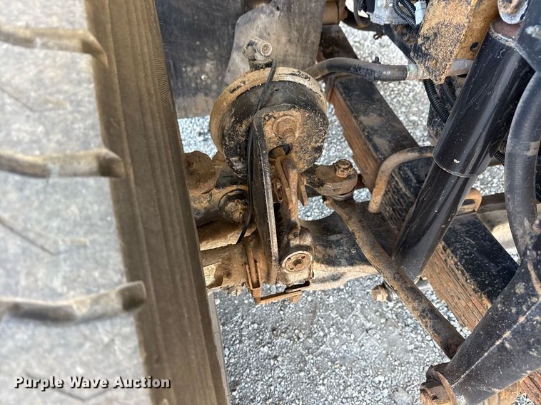 image for item EG2664 2011 International 7600 dump truck